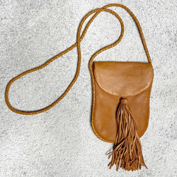 Lucky Brand Brown Leather Crossbody Bag Braided Strap Tassel New - Picture 1 of 11
